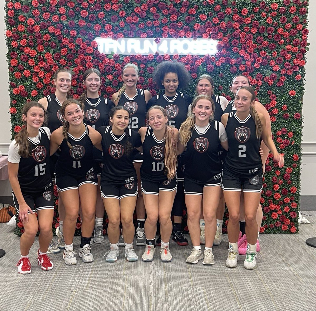CCalcamuggio's tweet photo. Heading to Championship game!! https://t.co/ZXqpBbcZgA