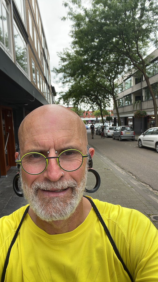 KingKurt046's tweet photo. #Done #goodbezig #baldrunner #tattooedrunner #oldfartruns #beardedrunner #beatyesterday  @ikloophard @loopmaatjes #Proberen #rennenmetdatkadaver #hollenmetdatkadaver #startagain 
Uurtje hollen… langzaam was de bedoeling … maar dit is t geworden … https://t.co/JI6e6OeHMU
