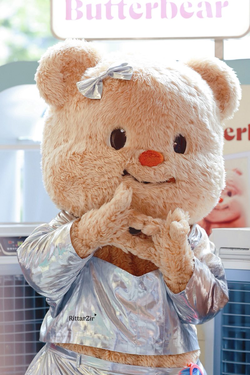 RittarZir's tweet photo. ความน่ารักฉดใฉบนโลกใบนี้ 🥰😘😍

#butterbear #ด้อมน้องเนย https://t.co/OCq7vmqOhi