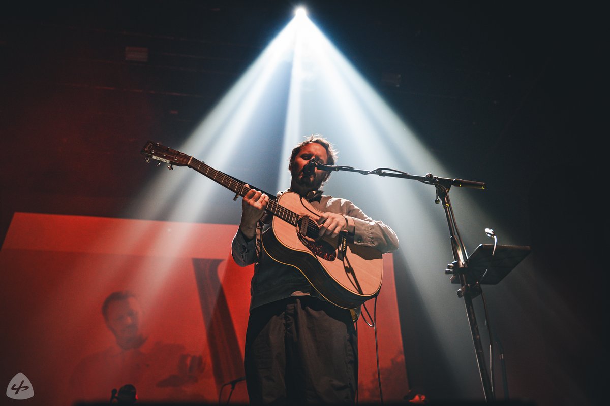 UpVenue's tweet photo. Last night @benhowardmusic  played a sold out show at the @mtelusmontreal !

Check out some of our photos here, and to see the rest visit - https://t.co/tpDD1uk49j

@evenko https://t.co/ECyJCwitqo