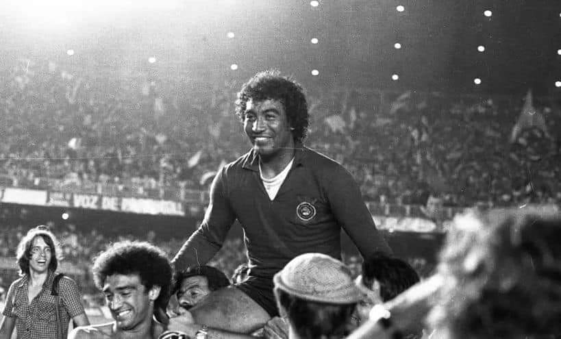 mtpccorinthians's tweet photo. Herói da invasão de 76.
Dois pênaltis defendido no velho Maracanã.
Segue em paz, grande Tobias!
🖤🤍
#mtpc https://t.co/39ZA3pQCt5
