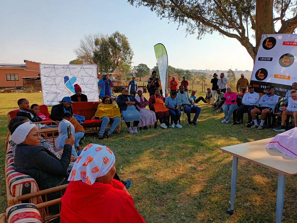 SportArtsCultur's tweet photo. 400km ICONS CHALLENGE

Handout of sport equipment and gear to Qokolweni Community and soccer players.
#anactivenation
#iamanicon
#iconsforchange https://t.co/xzZjf9wVnJ