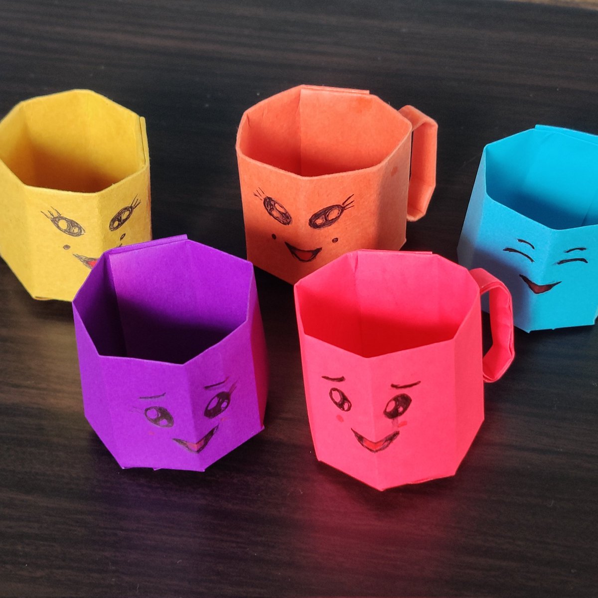 youtu.be/7tZinZl0Gm4
Paper Cup 
#crafts #handmade #diy #crafting #crafty
#creative #homedecor #handcrafted #artist #design #gifts #diycrafts 
#papercup #artsandcrafts #giftideas #instagood #arts #homemade #decor #artwork #origami #papercraft #origamiminipapercup #craftideas