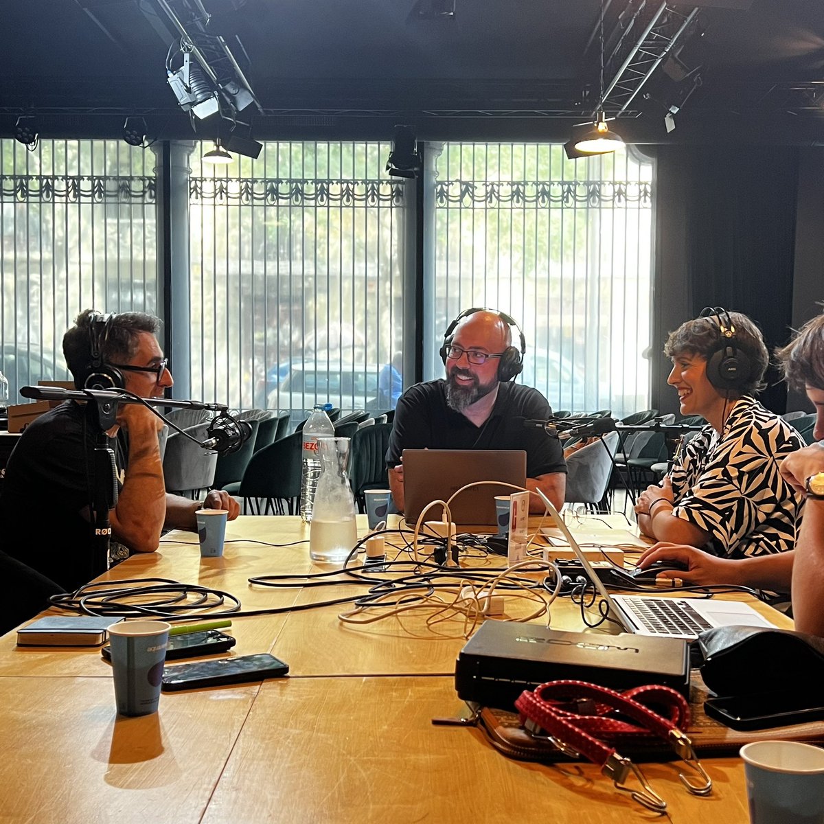 Y aquí tenéis el último episodio de la temporada: “Magma sonoro”. Featuring <a href="/Berto_Romero/">Berto Romero</a> y <a href="/Manuel_de_BCN/">Manuel de BCN (Daniel Guillén)</a>: ivoox.com/magma-sonoro-a…