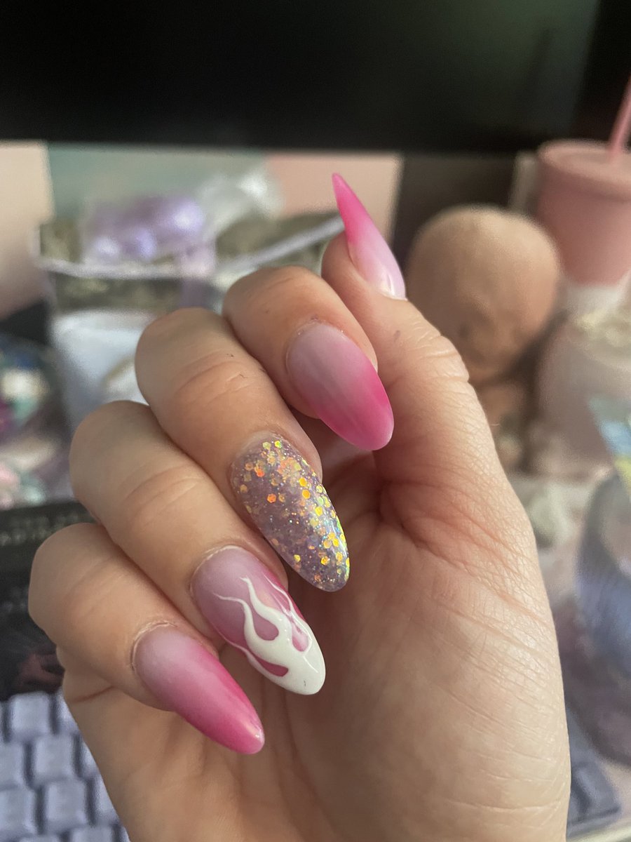 sneaky_snuffler's tweet photo. Also, while Iโm technically not a #GameDev anymore Iโm bringing back #GamerNails club. ๐ซถ๐ฝ
@j0toro @PirateAbbie @pretendasaurTTV Iโm going to want to see yours each time you re-spawn new designs pls! ๐
๐ป
These are some of my most recent designs ๐ซถ๐ฝ๐พ๐ซถ๐ฝ prolly gonna refresh soon! https://t.co/5rz3A4CVbw