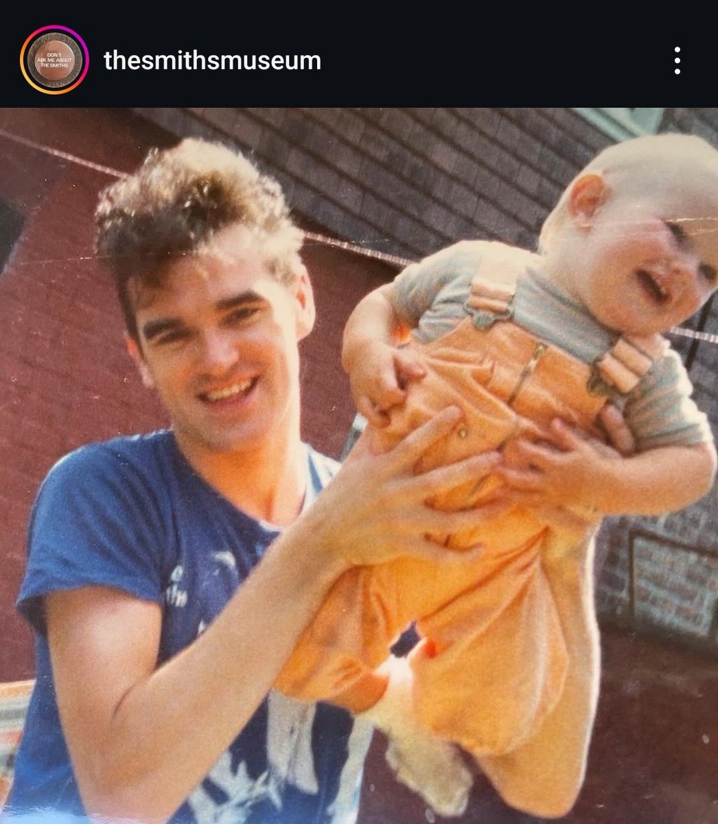 smithsgallery's tweet photo. reposting this pic here from thesmithsmuseum on ig, i hadn't seen this one before! https://t.co/KCPqtx9Oi0