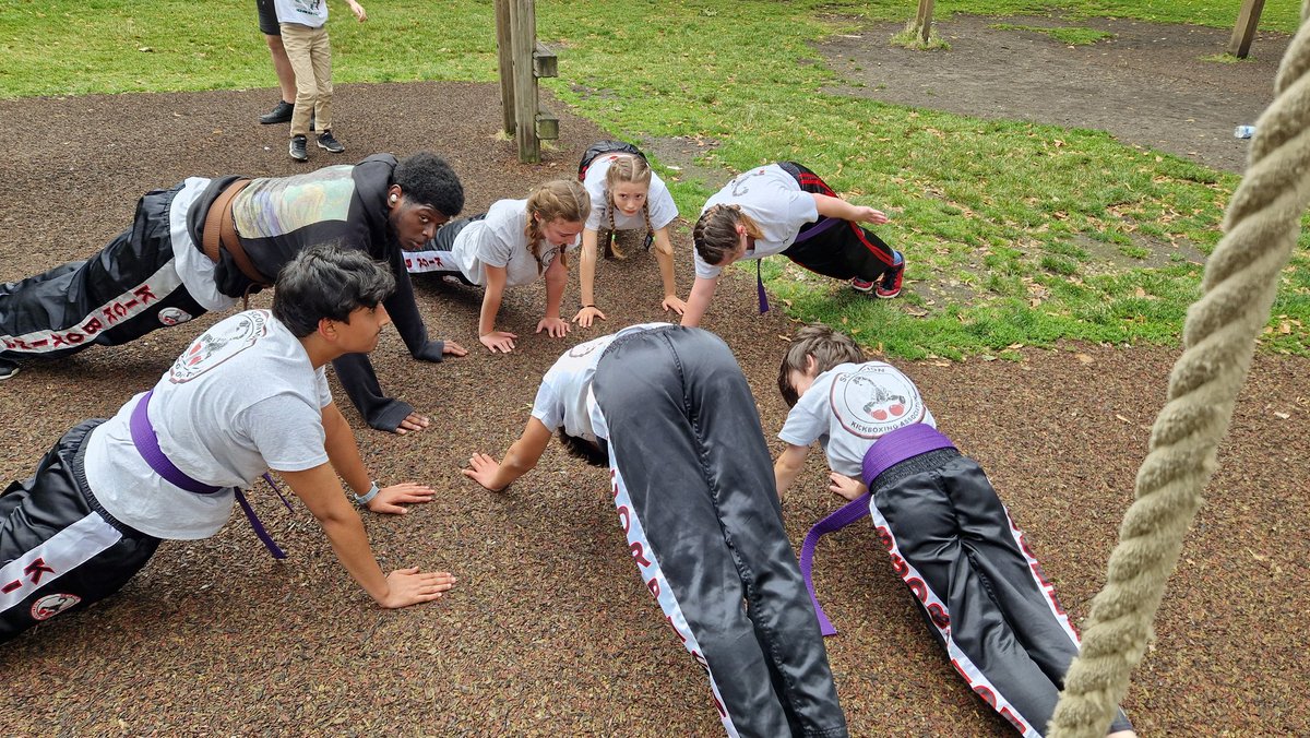 Wow, high grades that was a tough 3 hours you were put through. Fitness, technical, endurance and some pure determination 👏 
Results at your next lesson 🥊💪
<a href="/FloreatWands/">Floreat Wandsworth Primary & Nursery</a> <a href="/AlderbrookPTA/">AlderbrookPTA</a> <a href="/klsettlement/">Katherine Low Settlement</a>