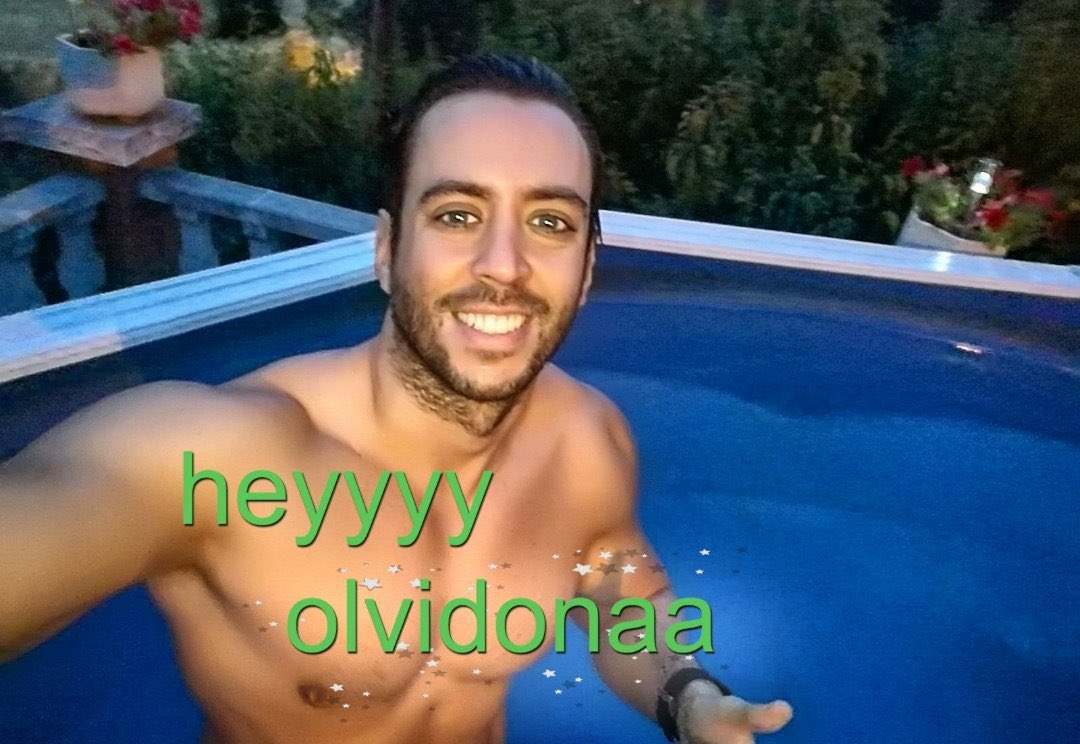 Yo regresando a Twitter cada año solo para criticar las peleas de la velada