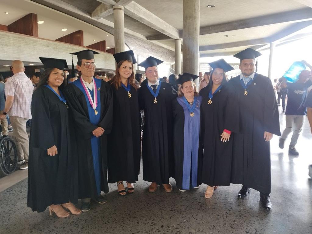 Felicitaciones a los nuevos colegas Ingenieros Electricistas de nuestra <a href="/ucv_eie/">Escuela Ing Eléctrica UCV</a> Promoción Julio/2024.
Éxitos!!!!
