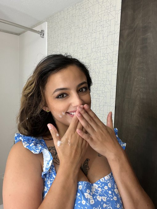 Messy hair, messy face, could only mean messy 😲🍆💦  Find the tape here 📼 https://t.co/rBTLi4jcNt https://t