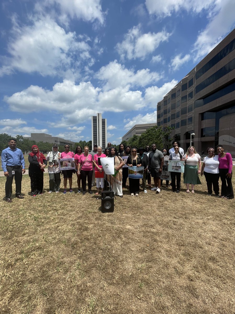 Democracy Green tweet media