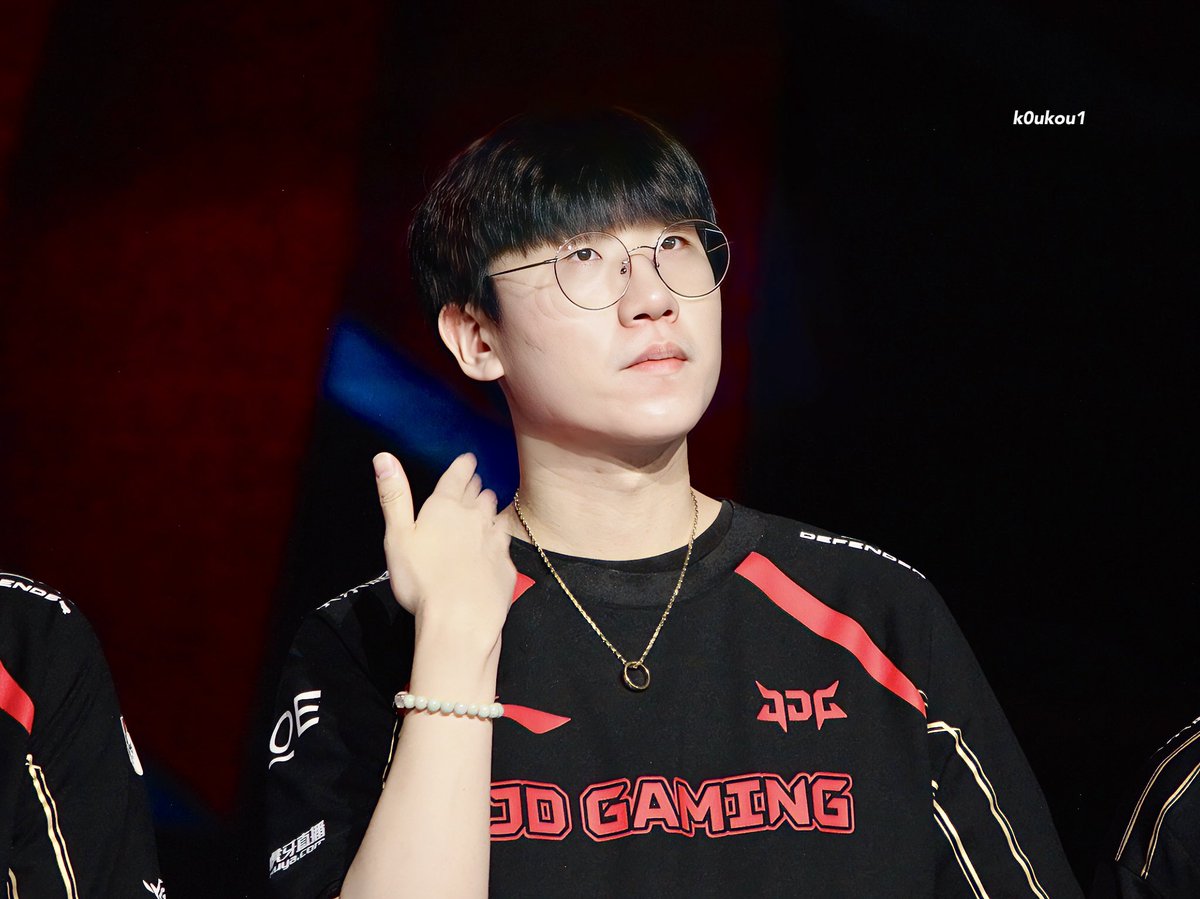 _k0ukou1's tweet image. 20240712 JDG vs. LGD

好久不见的怕热小狗

#Ruler