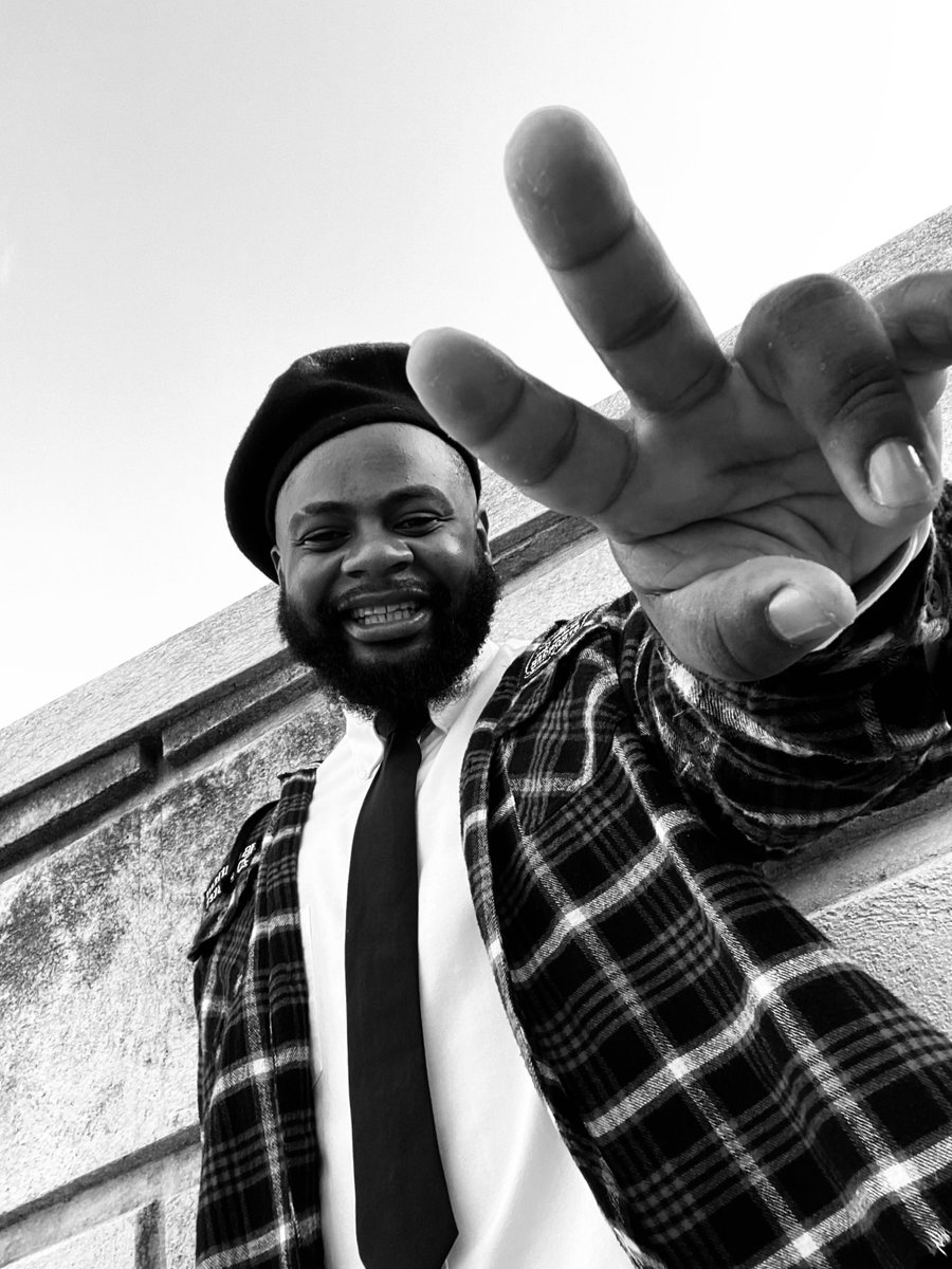 Jerryy2794's tweet photo. 📞🖤☮️🤞🏿 https://t.co/yihLQkecku