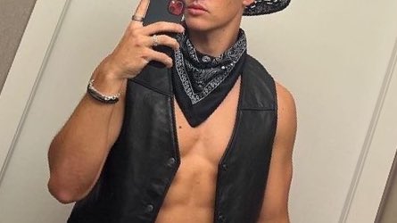 browndealevr's tweet photo. ᅠ

ᅠᅠ

ᅠᅠ
         𝘞𝘩𝘦𝘯 𝘺𝘰𝘶'𝘳𝘦 𝘶𝘱 𝘴𝘰 𝘩𝘪𝘨𝘩 , 𝘺𝘰𝘶 𝘤𝘢𝘯'𝘵 𝘧𝘪𝘯𝘥
         𝘵𝘩𝘦 𝘨𝘳𝘰𝘶𝘯𝘥 //𝘪𝘵'𝘴 𝘩𝘢𝘳𝘥 𝘵𝘰 𝙗𝙧𝙚𝙖𝙩𝙝𝙚 𝘸𝘩𝘦𝘯
         𝘺𝘰𝘶'𝘳𝘦 𝙪𝙥𝙨𝙞𝙙𝙚 𝙙𝙤͟𝙬͟𝙣   — ུ  ༉
ᅠᅠ

ᅠ

ᅠᅠ https://t.co/6XJXzrSAwV