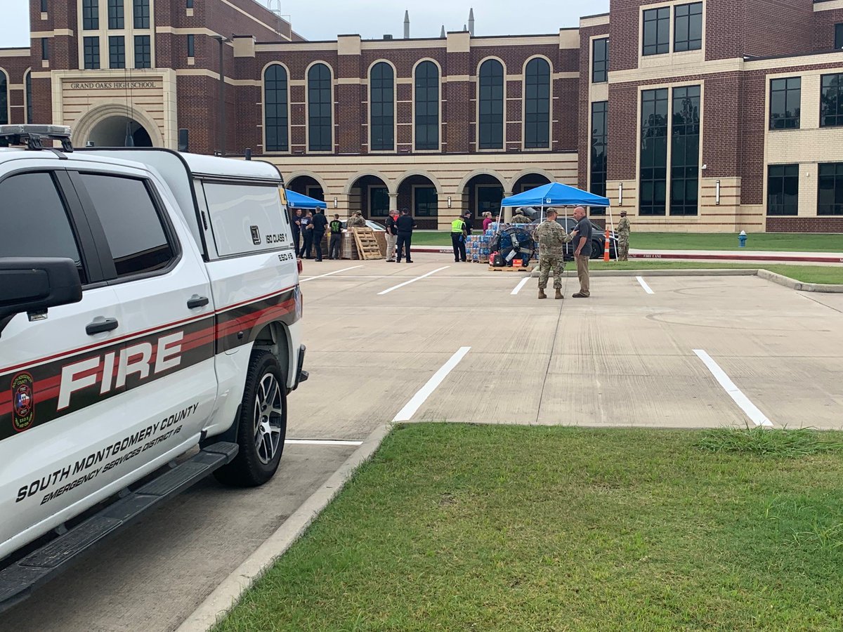 #SMCFD passing out supplies such as ice, water and MREs.
9am-2pm (while supplies last)
Grand Oaks High School
4800 Riley Fuzzel Rd.