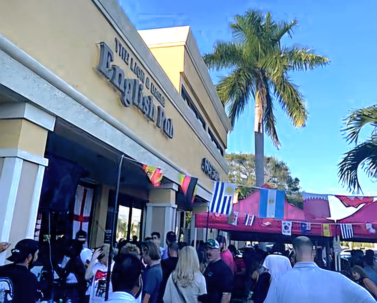 route1soccer's tweet image. And all day in @PalmBeachesFL/@PBCGov, with @EURO2024 final, 🇪🇸 v. 🏴󠁧󠁢󠁥󠁮󠁧󠁿, earlier at 3:00PM, nothing like an English Pub in Boca Raton, @LionandEaglePub; @TheCityofWPB institution @OSheasPubWPB will be serving up 🍻 &amp;amp; bigscreen on back patio; and @DASBeerGarden will have fanfest!