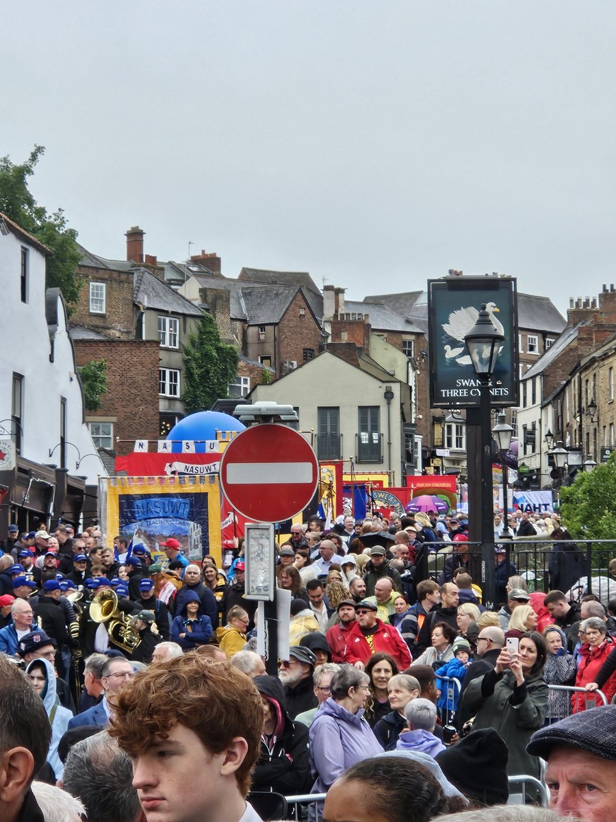 DaveRay80's tweet photo. Another brilliant @DurhamGala with the @CWUnews @CWUNEregion family. Always one of the best days of the year. Counting down the days till next year now! https://t.co/z3zwkrTdcM