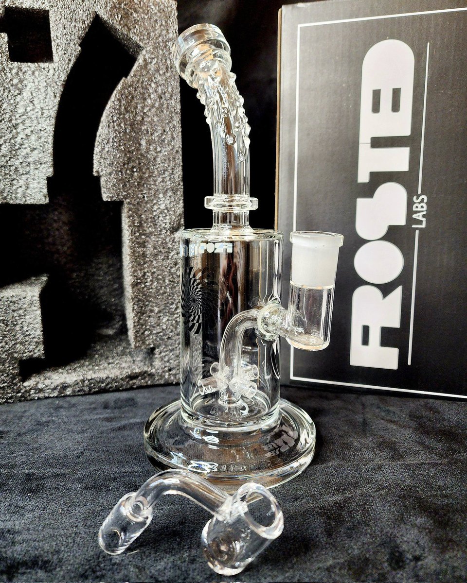 🚨📢🚨 Giveaway time!! 🚨📢🚨

👉 Follow <a href="/travisa850/">iFlyHigh™ 🎄</a> 

👉 Follow <a href="/TheFrostedLabs/">The Frosted Labs</a> 

👉 RT

👉 ❤️

👉 Tag 3+ friends 

👉 Ends 7/19