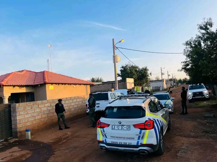 Panyaza Lesufi tweet media