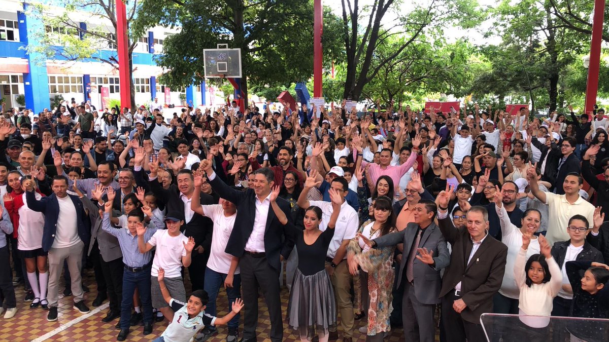 bethy_orozco's tweet photo. @SecEducacionJal @JCFloresMiramon 👏🏻 https://t.co/ZPOb7yoXwm