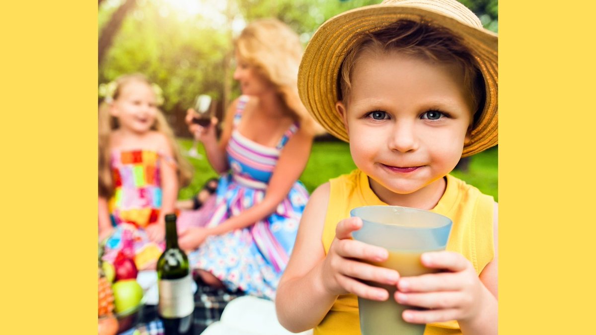 SHOPTCV's tweet photo. 🥪🍉☀️ Celebrate National Picnic Month with @Quiznos @SHOPTCV! Pack your basket with the Queso Philly Sub—Black Angus Steak, Queso Blanco, sautéed peppers, onions &amp; more. Swap the steak for mushrooms if you like! Limited-time offer! 🧺🌳 #Quiznos 

https://t.co/UiIsBUzSOy https://t.co/K4w2FCJ94S