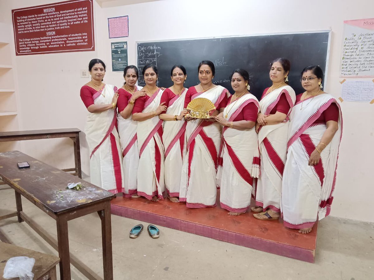 jlxmi11's tweet photo. Performed Thiruvathira, a joyous Ritualistic dance in CTMA’s Utsav with my friends today in Chennai . #SaturdayMorning
#Chennai #Jlposts https://t.co/v19do6drle