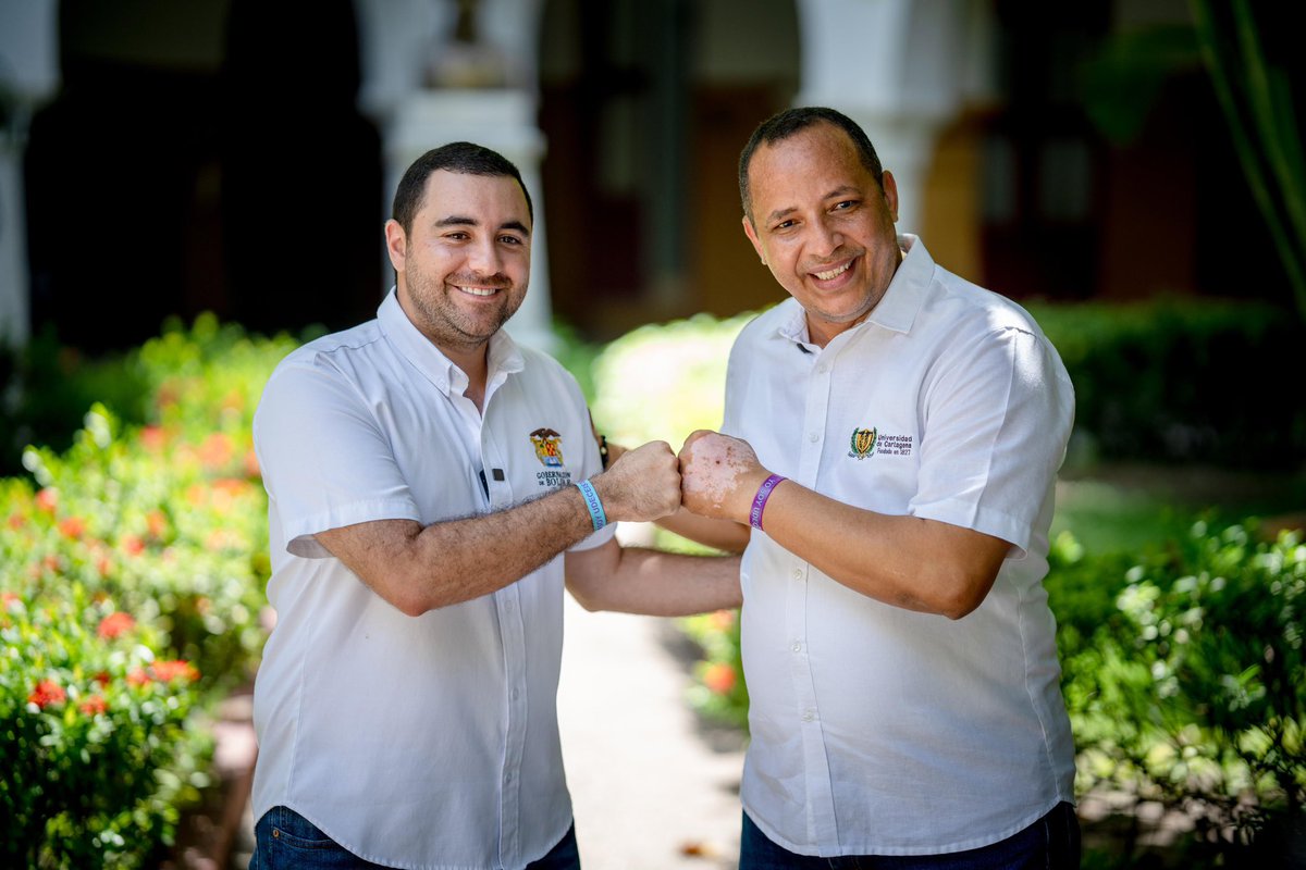 YamilHAranaP's tweet photo. Las noticias que me emociona entregar: ¡llega la educación presencial de la @uni_cartagena a Magangué! 

Ya se abrieron las inscripciones para el programa de Lenguas Extranjeras. Y eso no es todo: hay 50 becas para nuestros jóvenes. La educación siempre será el camino. https://t.co/zRWOLwG55O