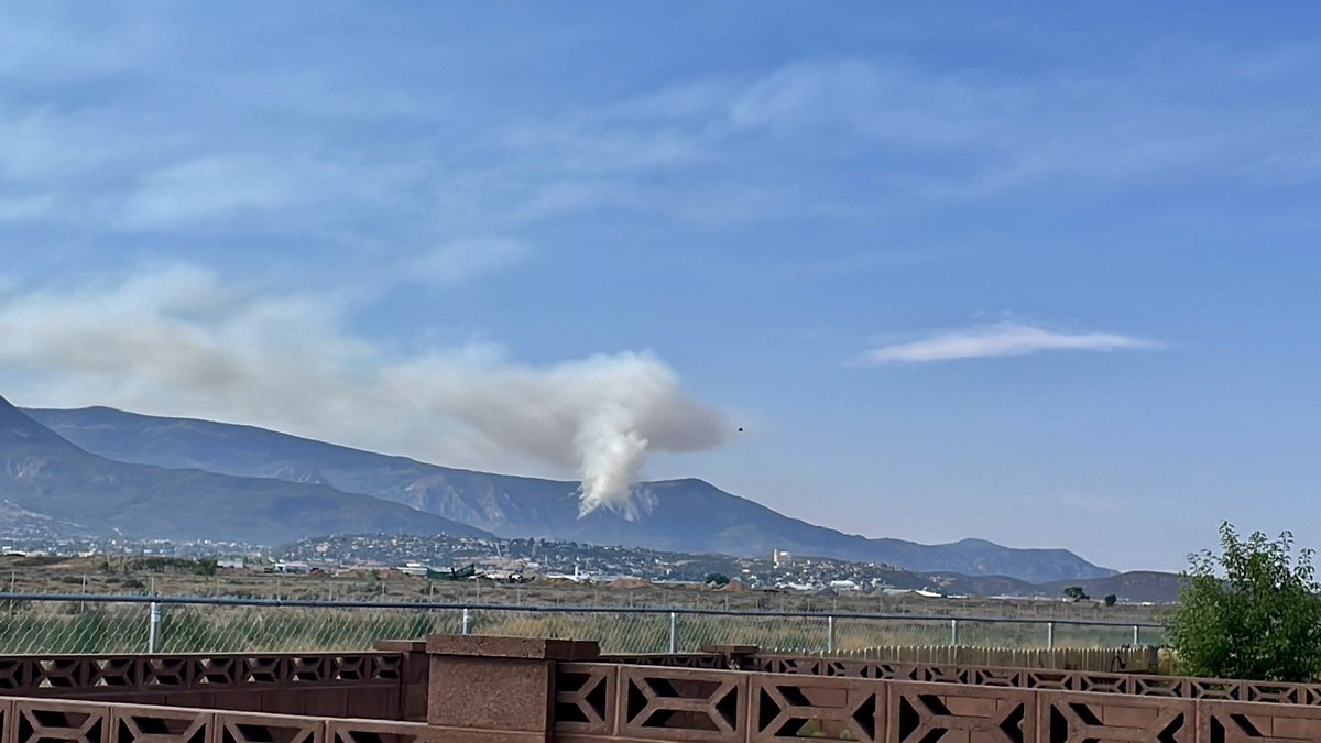 HotshotWake's tweet photo. New Start, Utah: The Graff Point Fire started this morning outside Cedar City, Utah. #wildfire #utfire #utwx

Crews are responding and trying to gain access to the fire in steep and rugged terrain. The fire is already 100+ acres. 

Red flags have been forecast in the area for today. 

Thanks to the @TheAlexEngstrom who shared this 📷