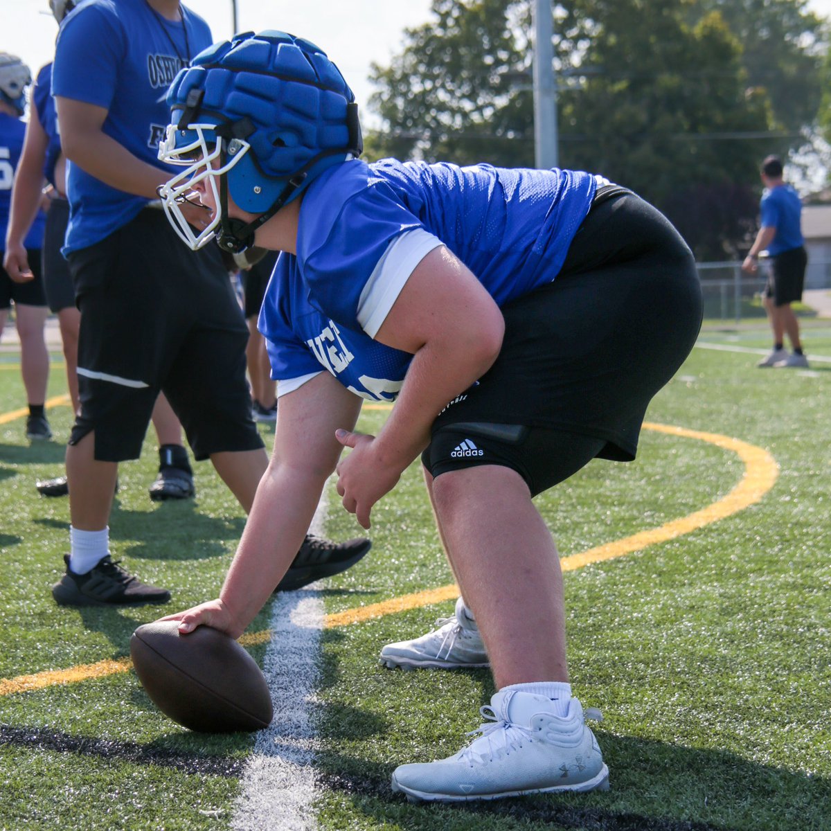 Oshkosh West Linemen tweet media