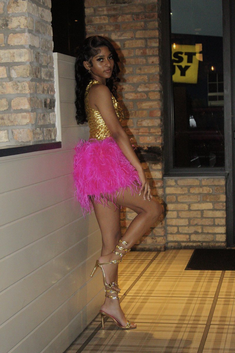 cadeemae_'s tweet photo. yeah baby, you the coldest. https://t.co/DLSorcqjX4