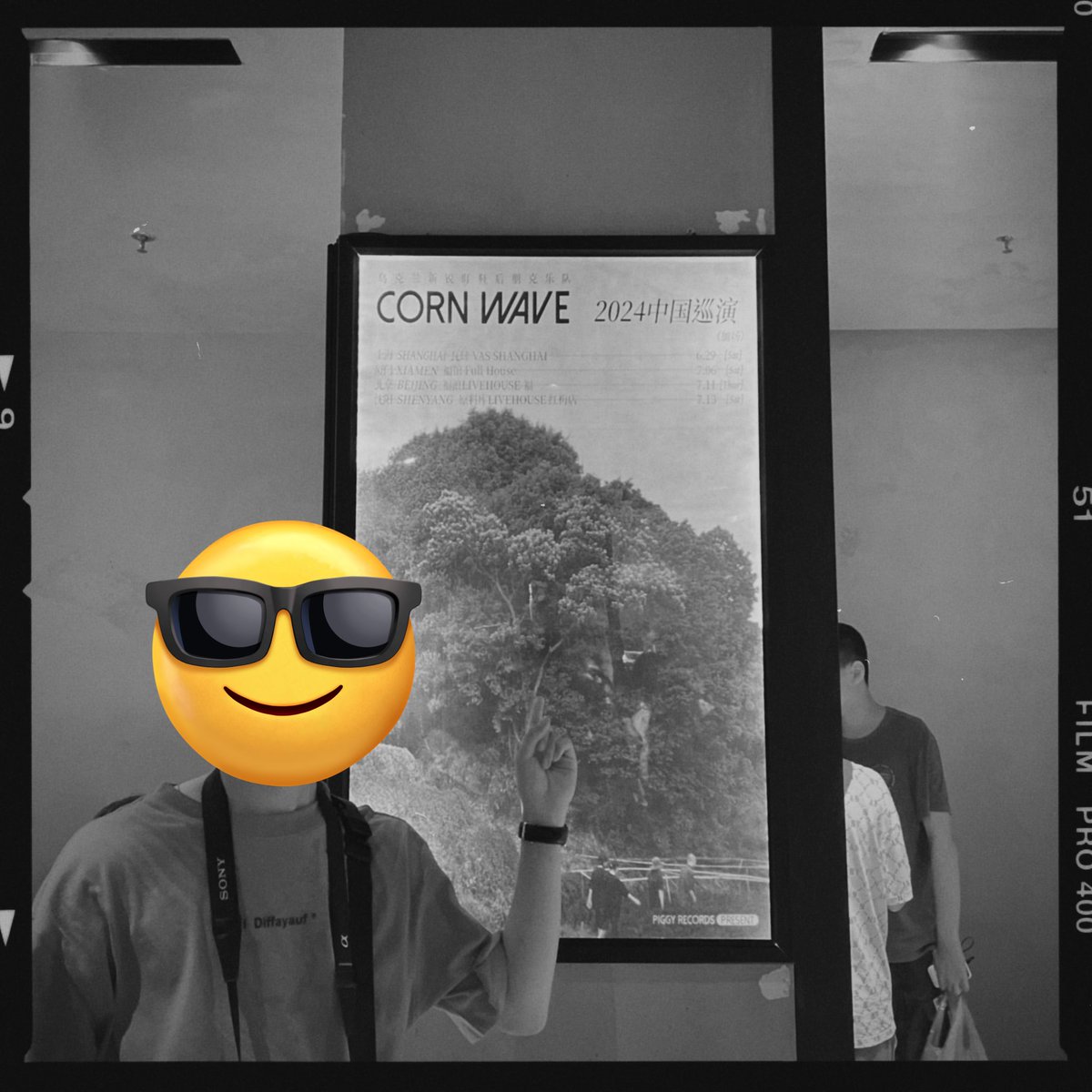 AlanABCDE's tweet photo. #cornwave
livehouse! https://t.co/iENk4empDj