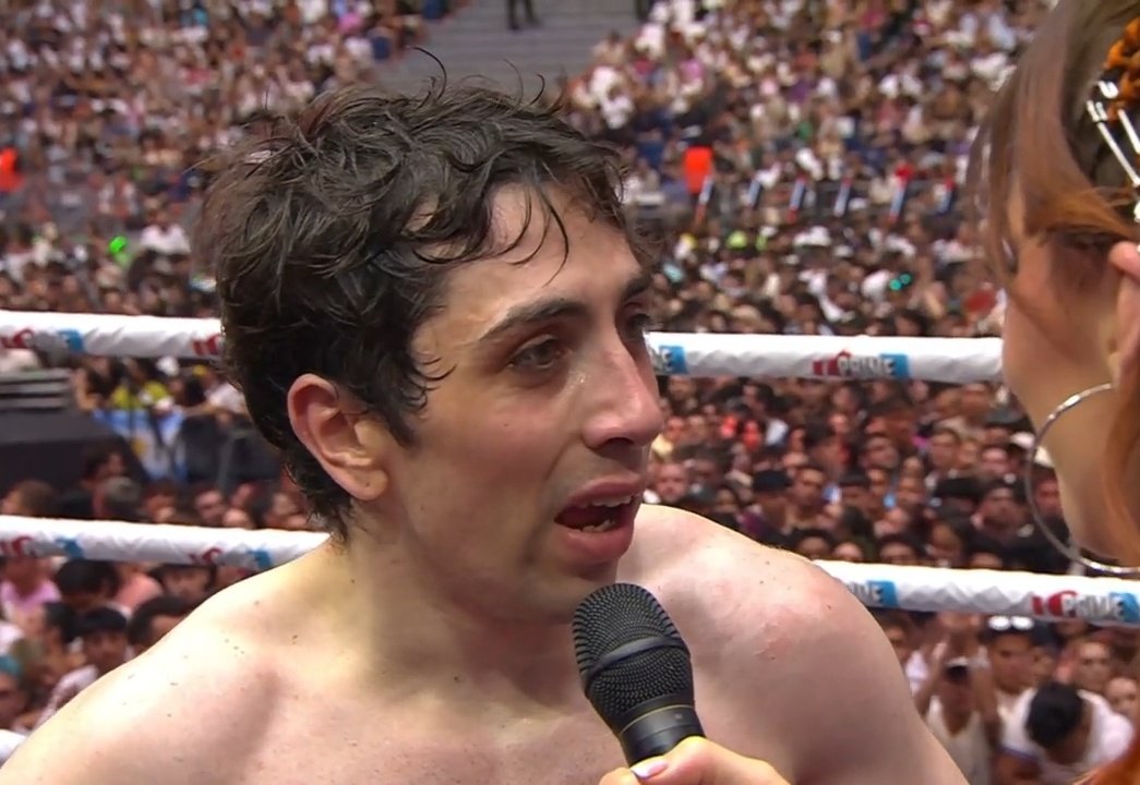 vantt_te's tweet image. BLDO TENIAS LA MANO CORTADA, NO TE ACOSTUMBRASTE AL CLIMA, TE MANDASTES TREMENDOS GOLPES NO DECEPCIONASTE A NADIE GORDOOO TE AMAMOOOOS
#LaVeladaDelAñoIV