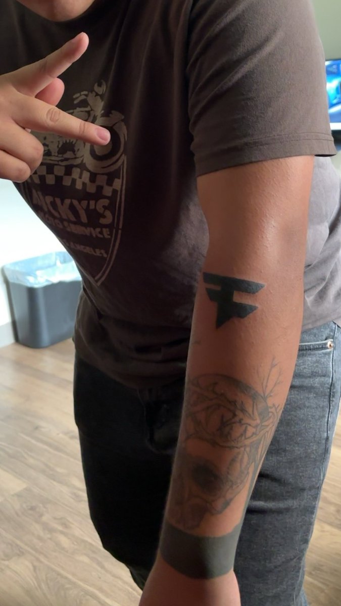 SPYNXYY's tweet photo. Fresh Tat
Lmk what you guys think !! https://t.co/m00necUBI1