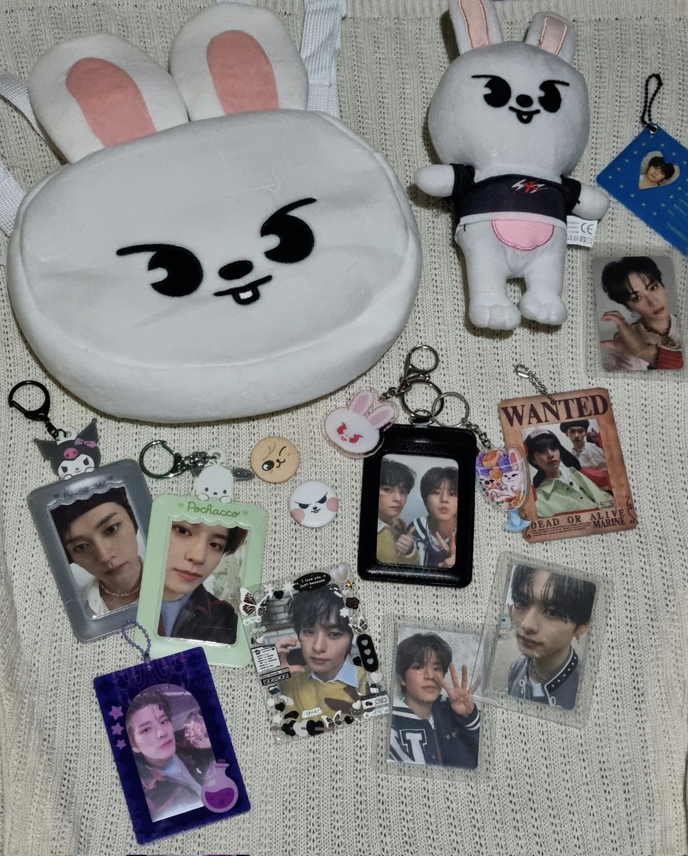 skzbruhracha's tweet photo. day very much well spent 🤍

#승밍cafe #승밍cse https://t.co/PMgcxzFm2n