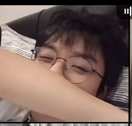 mireyiee's tweet photo. #Kevin kamu lucu banget kenapa deh?😭 💞💞💞💞💞💞 https://t.co/lEI15Q3L9F