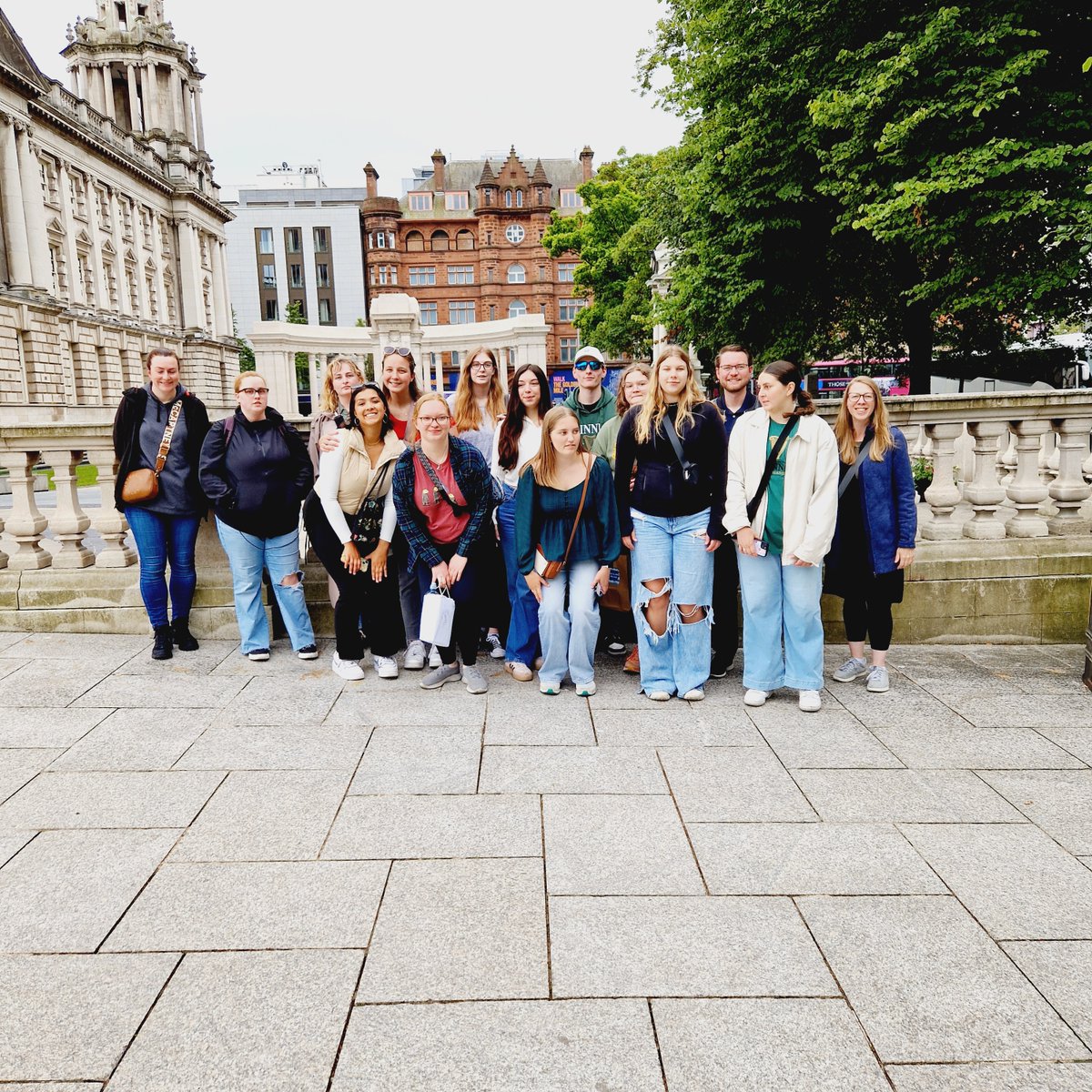drtomstours's tweet photo. Two tours today. Second with super students from Kansas, USA. We did a bit on Belfast's history, cultural past and present challenges. And it did not rain... https://t.co/QoTsRs5hfU