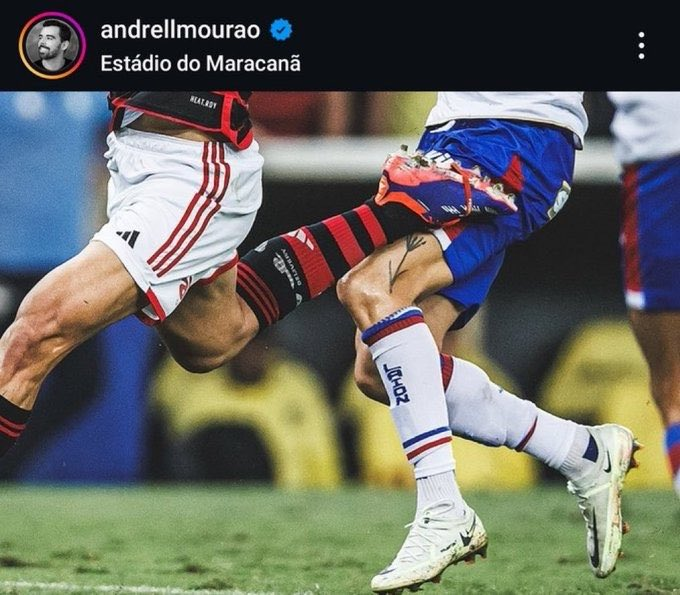 Urublog's tweet photo. Foi penalti, arrombados. Se for chorar manda áudio. https://t.co/a0hb92fh9N