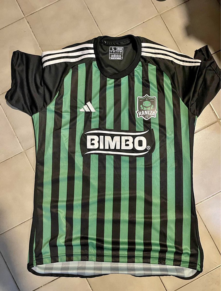 PerlaCelis098's tweet photo. @alanafloresf @CodereMX #CopaCodere 

Sería para mi un sueño poder ser parte del equipo de Alana🐸 Mi novio y yo seguimos mucho tanto a la raniza como a sus presidentes 🫶 Ademas somos rayados de corazón 💙 
Vamos Alana que hoy te llevas la velada Campeona 🫶♥️
@AlejandroGaa031 ♥️ https://t.co/SmscsDD8sW