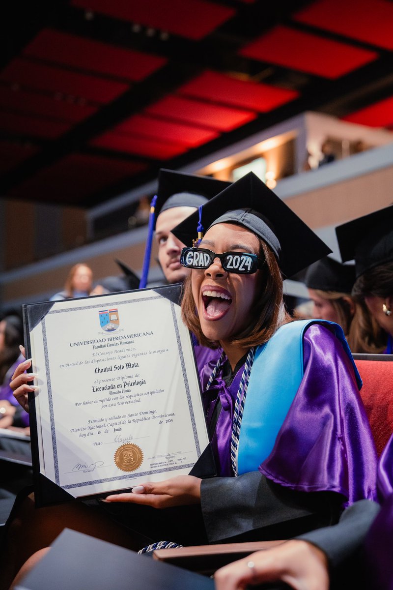 🎓✨ ¡Celebrando logros y dedicación en la LVII Graduación de Unibe! Felicidades a todos los graduandos por alcanzar esta meta tan importante. 🌟📚 #GraduaciónUnibe