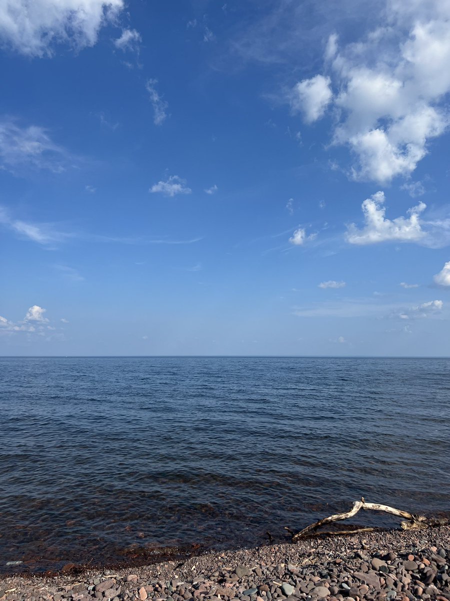 lwn333's tweet photo. idc what u say this is the ocean to ME (a midwest princess) https://t.co/ArwlahcDGr