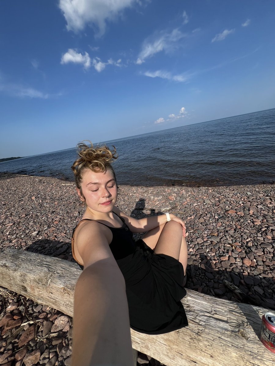 lwn333's tweet photo. idc what u say this is the ocean to ME (a midwest princess) https://t.co/ArwlahcDGr