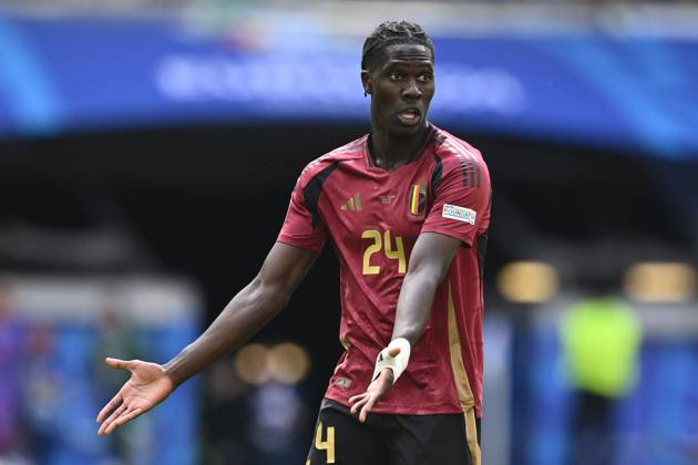 nesinecasinoseo's tweet photo. 💶58 MİLYON EURO  

Aston Villa, Amadou Onana'nın transferi için Everton ile anlaşmaya vardı. [Romano]

#Transfers #TransferNews #SergioOliveira #tete #LeoDubois #MathiasRoss #YusufDemir #Galatasaray #cenktosun #EURO2024  #DarwinNunez #EnNesyri #CopaAmerica https://t.co/DL6yDqvQgb
