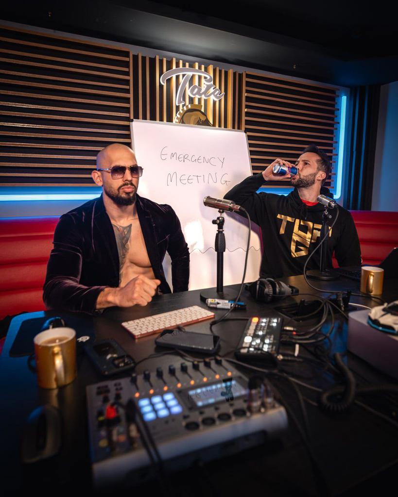 CyrusIsiodu's tweet image. Forget the noise. All eyes on the real deal - $TOPG

CA: 8NH3AfwkizHmbVd83SSxc2YbsFmFL4m2BeepvL6upump