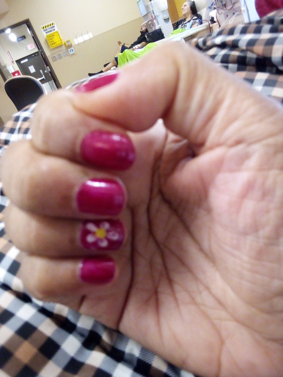 JLic20's tweet photo. a little nurse slipped in the middle of the night, to do my nails, w pretty flowers. #JoeBiden2024 https://t.co/imtgbRLZzq