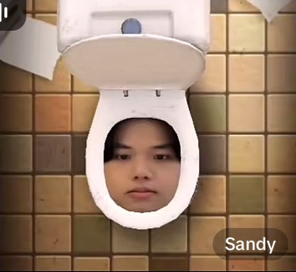 kyeobby's tweet photo. #sandy ngapain san???? https://t.co/vuzM1WRjWj