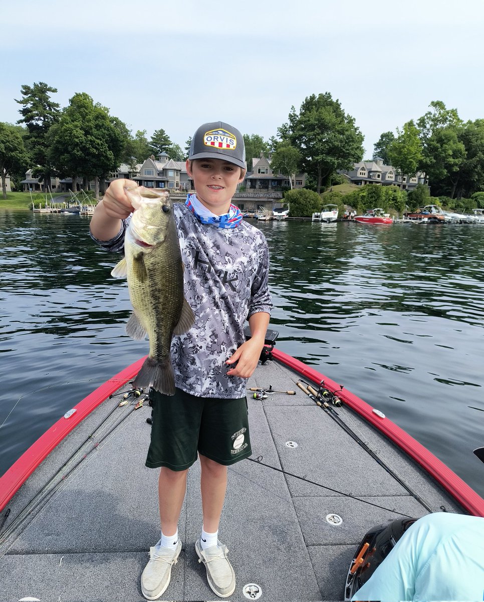 TQARecruiter's tweet image. Final Day at @lakegeorge in the books. The BrayZMan put a scare into the leader before finishing a close second.  Outstanding Northern finesse fishing technique on display including use of the @Zmanfishing SMH worm in a Neko Rig configuration! #mudbug 
Let's gooooooooooooooooo!