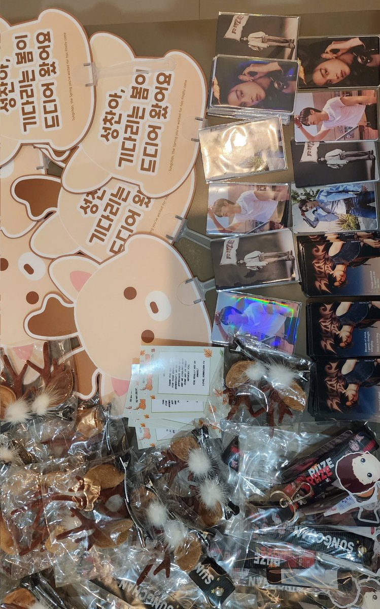 Sungchan_PH's tweet photo. Here's a sneak peek of the Angel Kits for everyone who donated~ ππ₯°
Everybody can also get one freebie of your choice. Just visit us at our booth at the #BRIIZEBeWithYou fanzone area at 10am-2pm!
See you!! ππΌ
#SUNGCHAN #μ±μ°¬
#RIIZE #λΌμ΄μ¦
#RIIZE_FANCON
#RIIZINGDAYinMANILA https://t.co/CV9qkSlwMh
