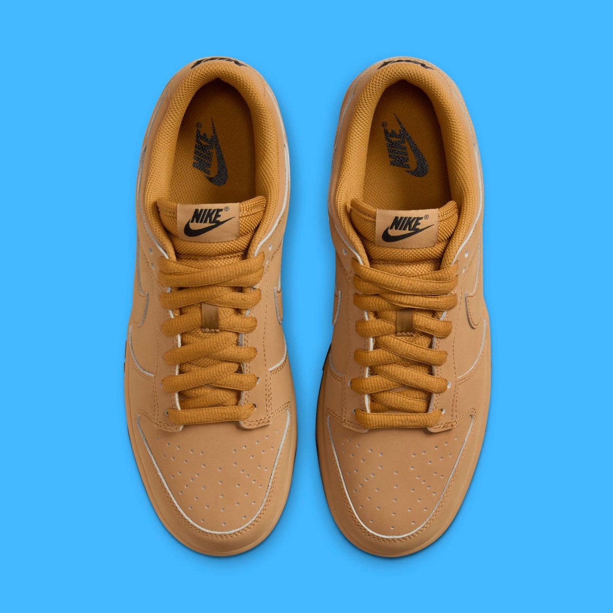 JustFreshKicks tweet media
