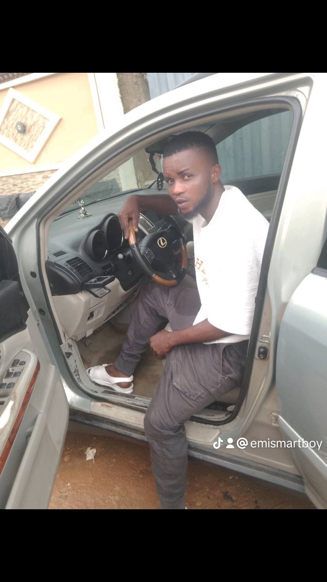 Emi_smartboi's tweet photo. Call me Smart boy https://t.co/WCOGvmPN91