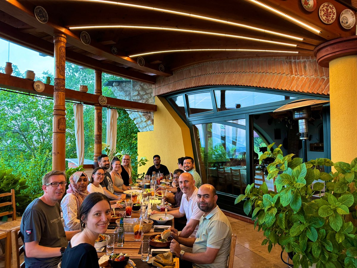 Vectoract2023's tweet photo. Second day of the #vectoract kickoff meeting in PΓ©cs at the National Laboratory of Virology | we believe in cooperation without borders and limits. Next time in π§π©, follow us and keep posted about our work to build sustainable solutions against #vbds πͺπ¦ https://t.co/4ul6SJyskx
